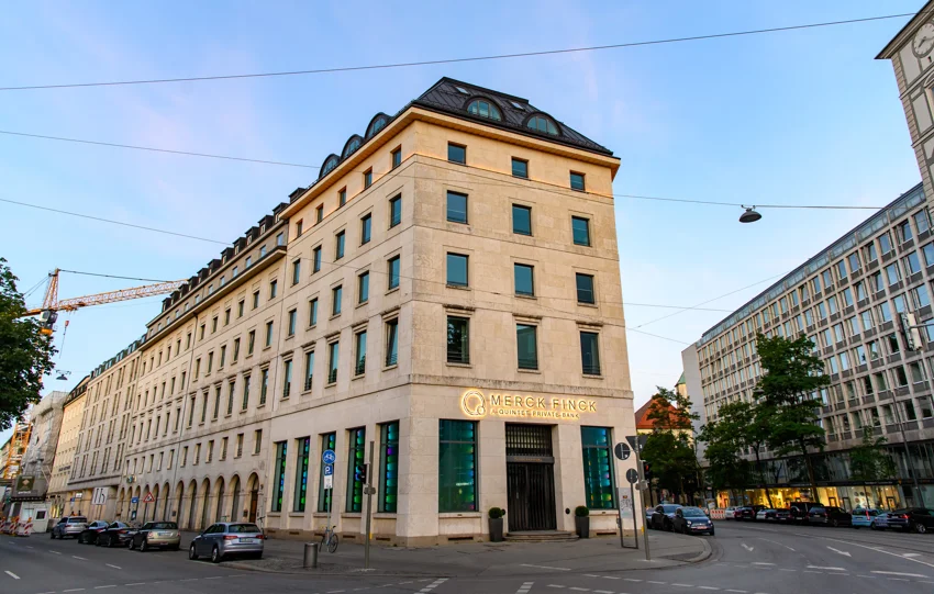 Merck Finck baut Beratung mit sieben Neuzugängen aus – Frankfurt mit neuem fünfköpfigem Team