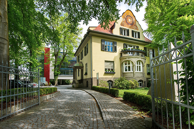 Silbermann Villa 01 3118 111 5C1037ddc8b1